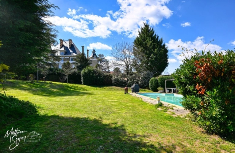 Photos 11 - Prestige - Propriete à vendre 13 pièces proche de SAINT SYMPHORIEN SUR COISE (69) de 525m² sur un parc classé de 5800 m²