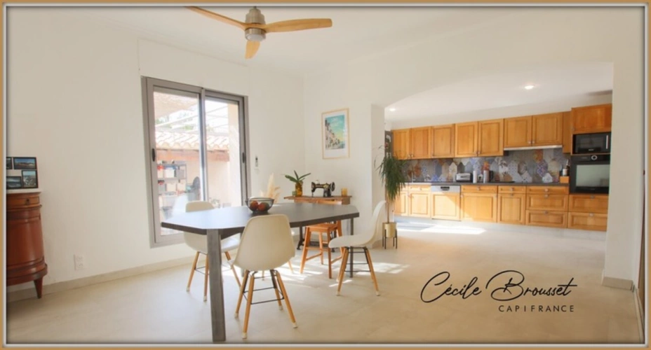Photos 13 - Touristique - Propriete à vendre 10 pièces sur terrain de 1123m2 LE BOULOU (66)