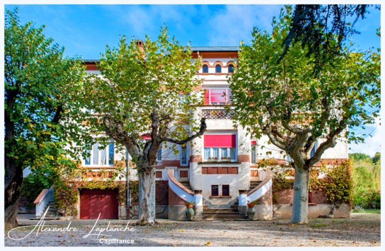 Photos 1 - Prestige - Dpt Tarn et Garonne (82), à vendre domaine en bordure de Tarn - Authentique Maison de Maître des années 30 par Joseph GILET