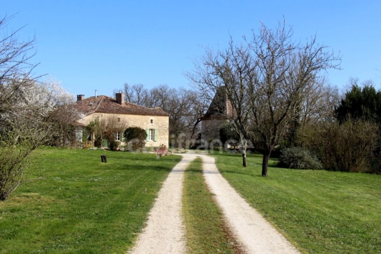 Photos 8 - Touristique - Charmante propriété rurale à vendre, dans un cadre bucolique et romantique, proche de SAINT CLAR (32)