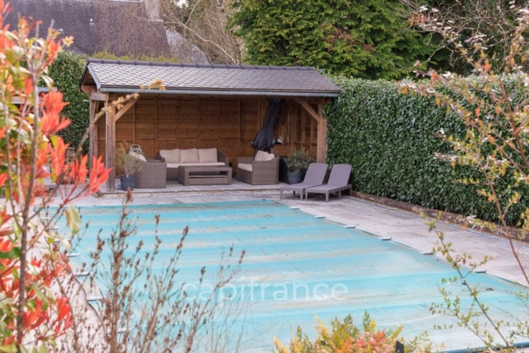 Photos 37 - Prestige - Propriété comprenant un château du 16eme siècle, une maison avec 3 chambres, un studio