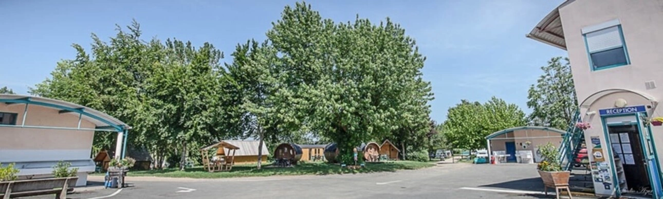 Photos 2 - Touristique - Dpt Saône et Loire (71), à vendre TOURNUS Camping sur 1ha et demi à 550 000 €