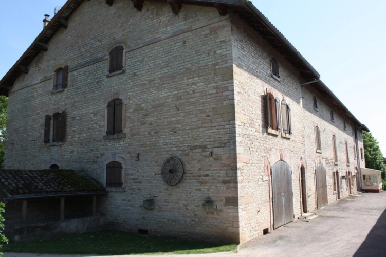Photos 6 - Touristique - Dpt Saône et Loire (71), à vendre secteur Tournus Maison en pierre - ferme de maître sur environ 7 300 m2 de terrain à 490 000 €
