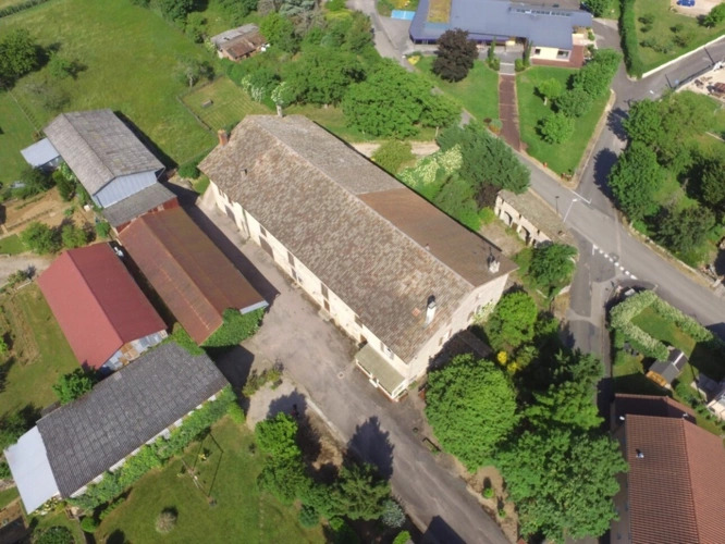 Photos 8 - Touristique - Dpt Saône et Loire (71), à vendre secteur Tournus Maison en pierre - ferme de maître sur environ 7 300 m2 de terrain à 490 000 €