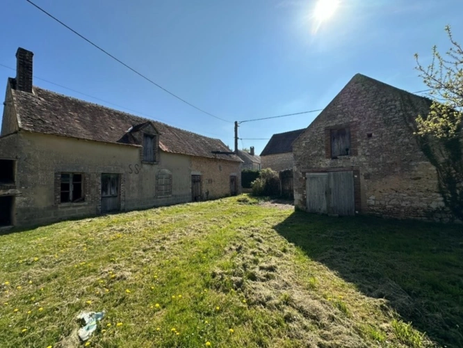 Photos 7 - Touristique - Ferrières proche à 3 mn - Corps de ferme de 4 bâtiments potentiel de 120 m2 environ sur Terrain de 1 427 M2