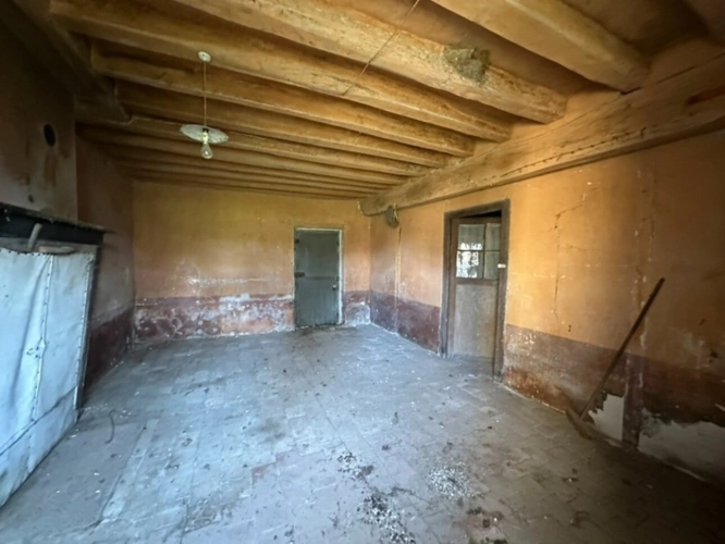 Photos 8 - Touristique - Ferrières proche à 3 mn - Corps de ferme de 4 bâtiments potentiel de 120 m2 environ sur Terrain de 1 427 M2