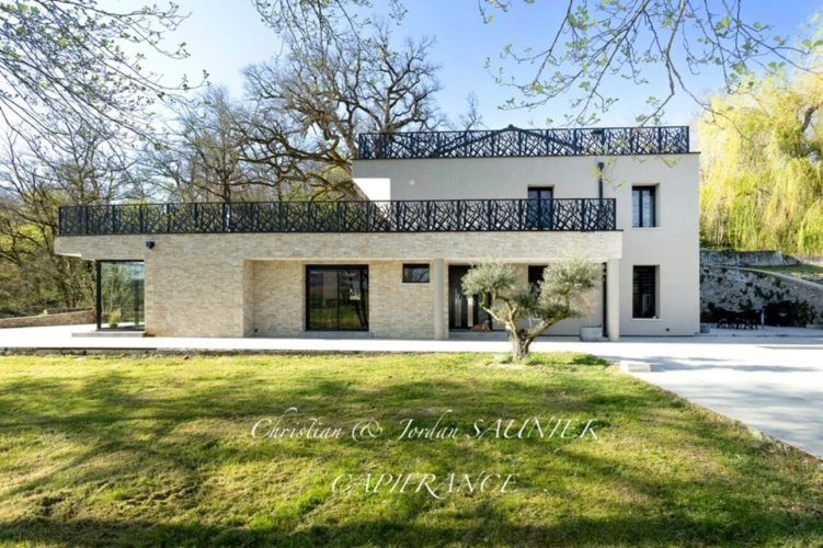 Photos 2 - Prestige - À VENDRE - MOULIN D’EXCEPTION À REVEL – PROPRIÉTÉ DE CHARME RÉNOVÉE SUR 11 HA AVEC PISCINE, ÉTANG, PHOTOVOLTAÏQUE & POTENTIEL HYDROÉLECTRIQUE à REVEL (31)