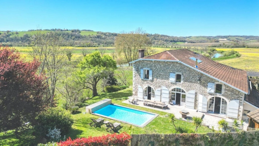 Photos 2 - Tourist - Property