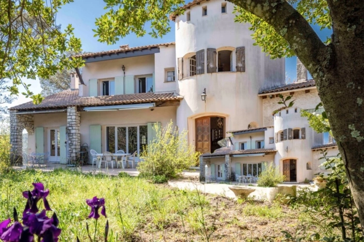 Photos 1 - Prestige - Proprieté à vendre 6 pièces NIMES (30)