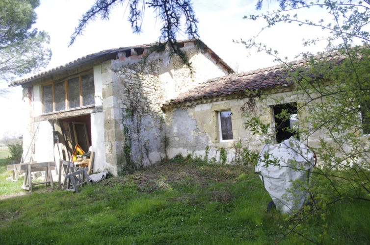 Photos 7 - Touristique - SAINT JEAN POUTGE, à vendre propriete de charme 8 pièces + potentiel gîtes indépendants sur 7.4 ha de terrain