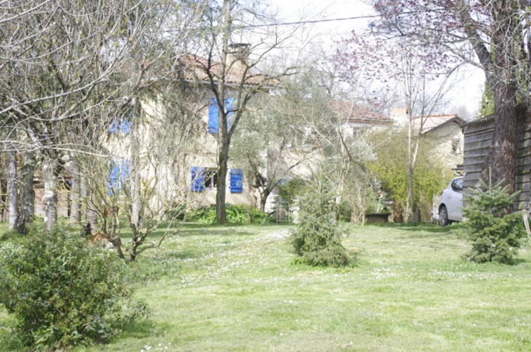 Photos 13 - Touristique - SAINT JEAN POUTGE, à vendre propriete de charme 8 pièces + potentiel gîtes indépendants sur 7.4 ha de terrain