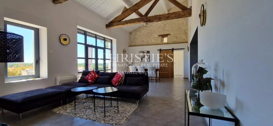 Photos 9 - Équestre - A vendre à Sainte Foy la Grande, magnifique propriété viticole et équestre, 80 ha de vignes et 35ha de bois