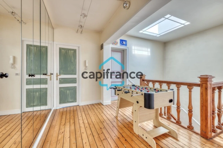 Photos 17 - Prestige - Demeure de charme, à vendre, 9 pièces NOGENT SUR MARNE (94), aux abords du Bois de Vincennes