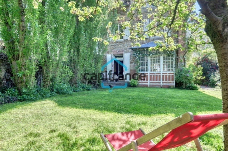 Photos 21 - Prestige - Demeure de charme, à vendre, 9 pièces NOGENT SUR MARNE (94), aux abords du Bois de Vincennes