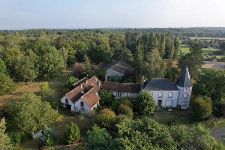 Photos 2 - Équestre - Propriété avec Deux Maisons et un Gîte sur 7,3 ha