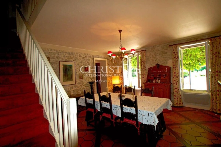 Photos 10 - Prestige - Charmante propriété dans le Médoc avec une maison principale, un gite, une annexe et une piscine