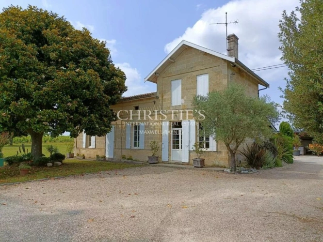 Photos 3 - Viticole - A vendre charmante propriété viticole de 8 ha près de Saint-Emilion