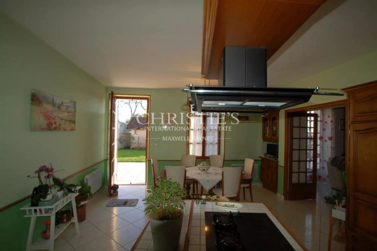 Photos 13 - Viticole - Propriété en excellent état, chai performant et vignoble très bien tenu
