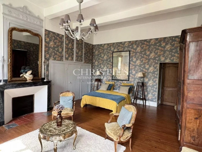 Photos 10 - Prestige - Vente Superbe château de campagne de 1,5 hectare - Toulouse 1hr 15 mins