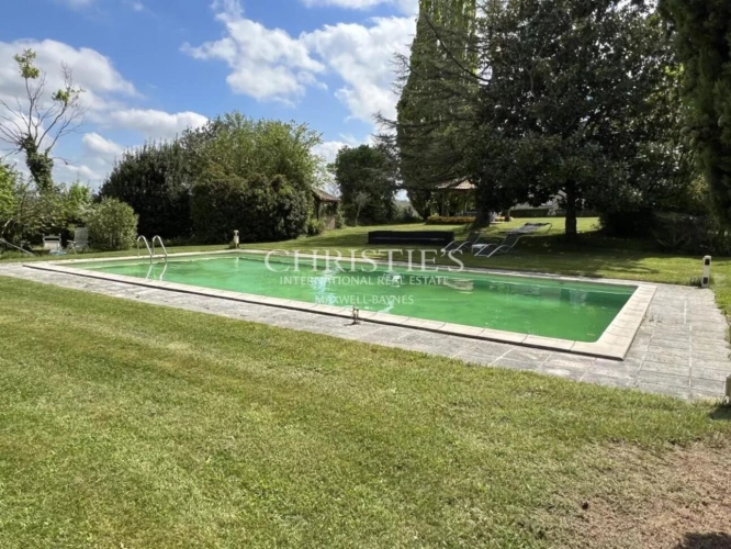 Photos 17 - Prestige - Vente Superbe château de campagne de 1,5 hectare - Toulouse 1hr 15 mins