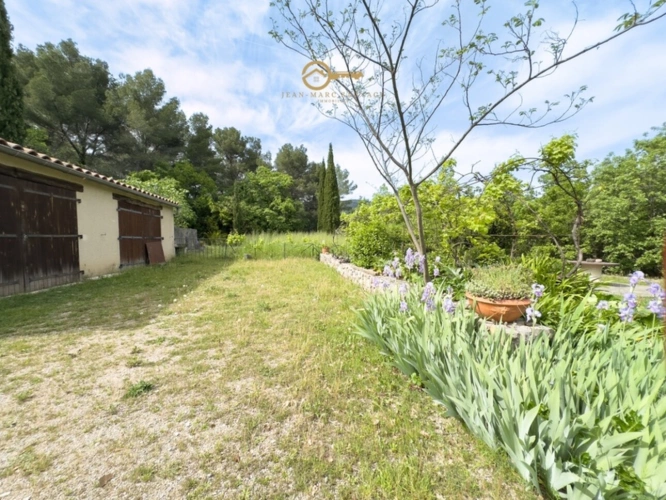 Photos 21 - Touristique - Propriété de charme avec vue – 2,3 hectares de terrain – Appartement indépendant – Fayence