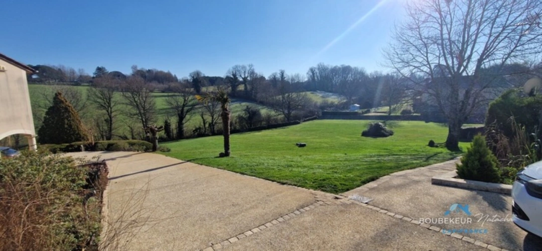Photos 5 - Tourist - Property in Beaumontois-en-Périgord (24): renovated house 7p 190 m2, cottage m2, commercial premises