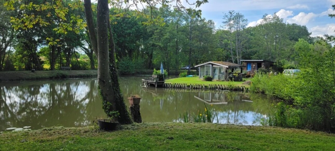 Photos 1 - Foncière - Terrain à vendre   ()