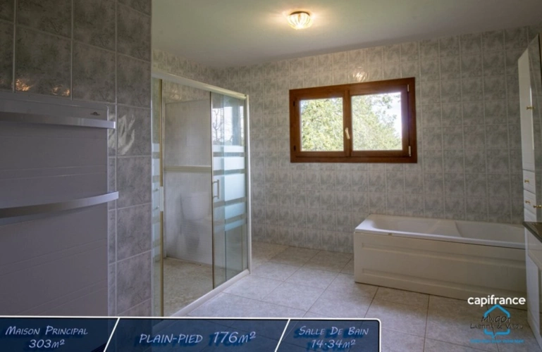 Photos 8 - Prestige - Propriété 8 pièces - 354 m² - SAINT JEAN D'ESTISSAC