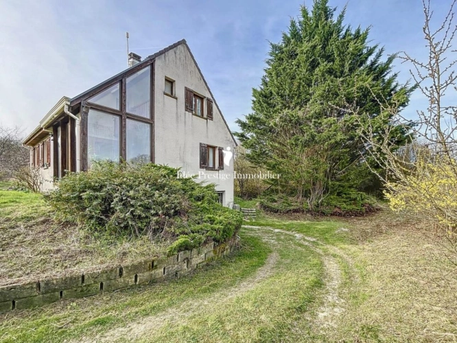 Photos 2 - Prestigious - Maison isolée environnée de nature