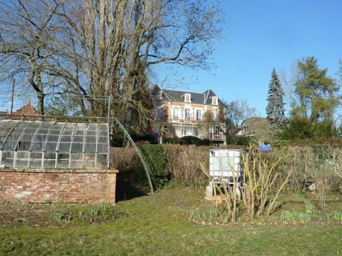 Photos 33 - Prestigious - Department Aisne (02), CHATEAU THIERRY center, 1850 residence of 600 m² of living space and enclosed