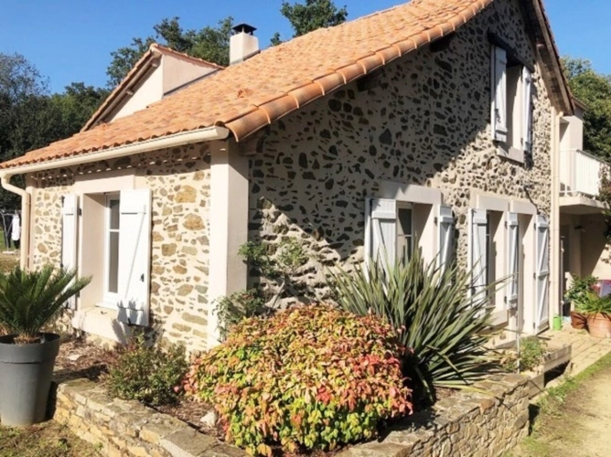 Photos 14 - Touristique - Propriété Moulin à 422 m² ROCHESERVIERE (85)