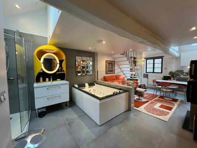 Photos 12 - Touristique - Maison en pierre divisée en 4 Gîtes à thèmes