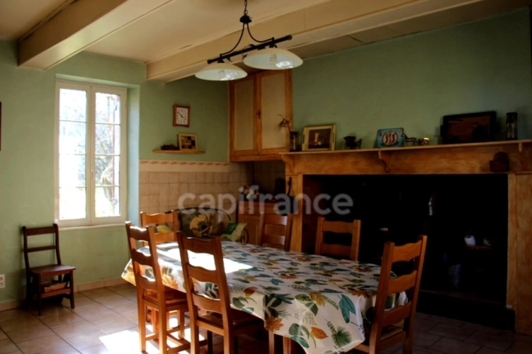 Photos 10 - Prestige - Propriété agricole avec maison de 205 m2, grange de 415 m2 et ancien séchoir à tabac de 270 m2 à vendre à FLEURANCE (32), sur terrain de 15 800 m2