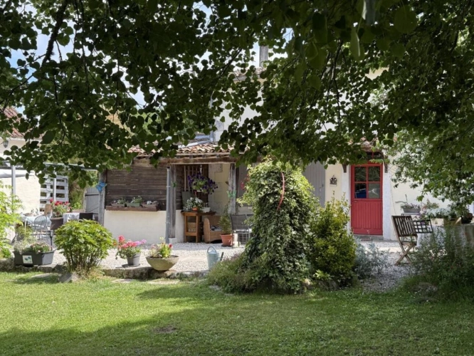 Photos 1 - Touristique - Maison de caractère