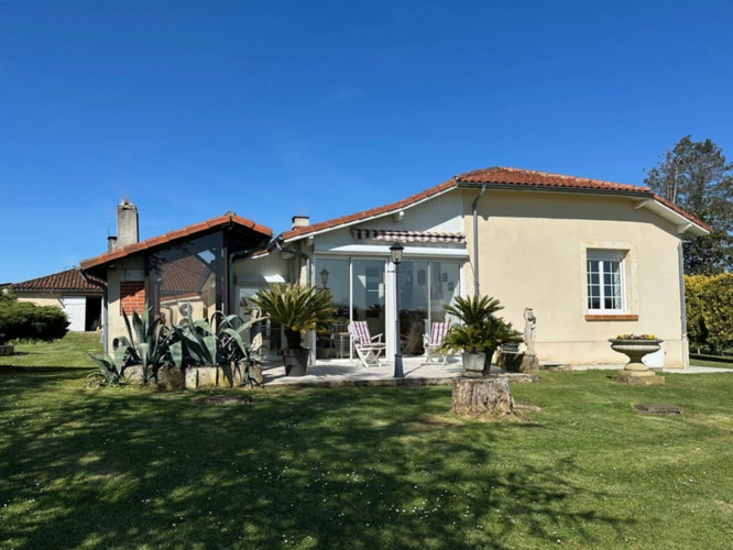 Photos 3 - Prestige - Dpt Gers (32), à vendre proche de VIC-FEZENSAC - propriété de 19,7 Ha - 2 maisons 164 m2 et 222 m2 - Plain pied