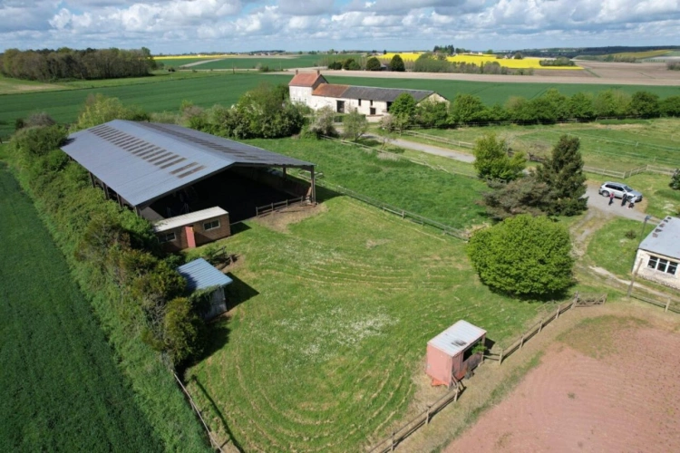 Photos 9 - Équestre - Propriété équestre avec installations complètes et maison r?