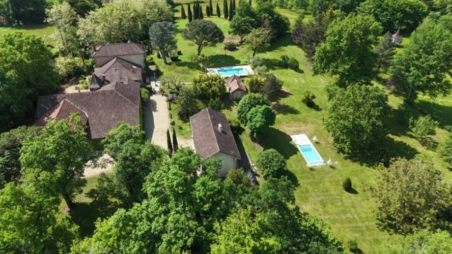 Photos 11 - Prestige - Dpt Gers (32), à vendre NOGARO proche, TRES ELEGANTE PROPRIETE  RURALE  sur 4.5 hectares, MAISON de MAITRE, GITE, deux piscines neuves, parc séculaire, SANS NUISANCE