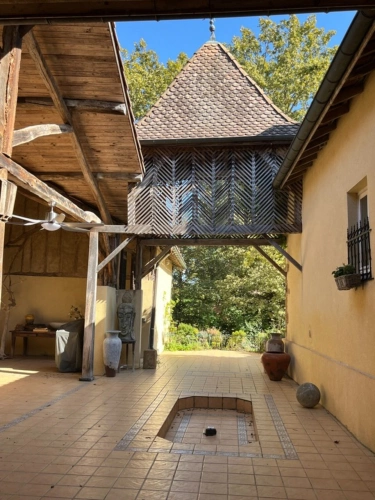 Photos 44 - Prestige - Dpt Gers (32), à vendre NOGARO proche, TRES ELEGANTE PROPRIETE  RURALE  sur 4.5 hectares, MAISON de MAITRE, GITE, deux piscines neuves, parc séculaire, SANS NUISANCE