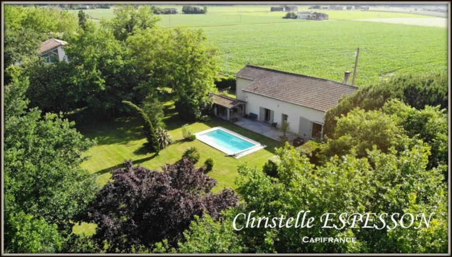 Photos 4 - Prestigious - MAGNIFICENT 205 M2 8-ROOM FARMHOUSE IN FOURQUES SUR GARONNE