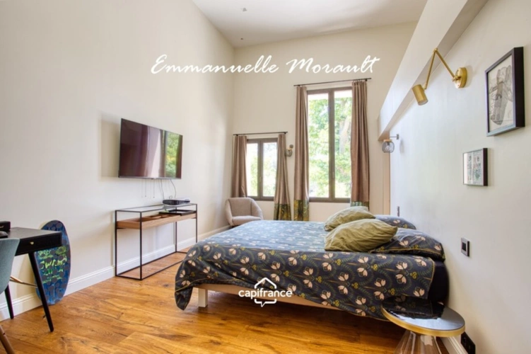 Photos 17 - Prestige - Grande Bastide Provençale - 10 pièces - terrain de 1.4 ha avec piscine, pool house et dépendances - BAGNOLS EN FORET (83)
