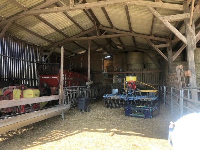 Photos 6 - Agricole - Exploitation Laitière entre Lamballe et Dinan au cœur d'un très beau bassin laitier