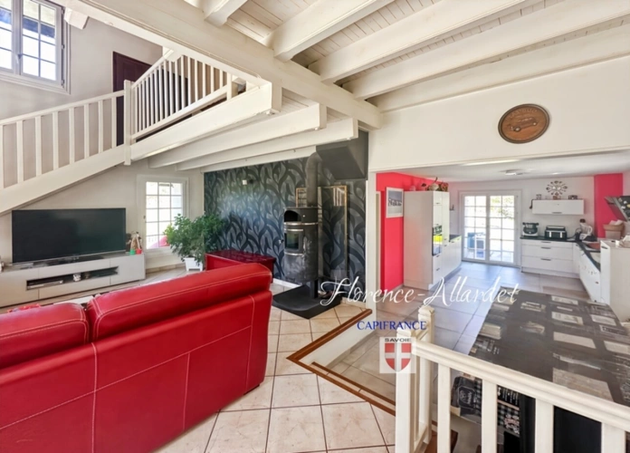 Photos 9 - Prestige - Saint-Jeoire-Prieuré – Propriété de caractère avec vaste annexe et piscine (73)