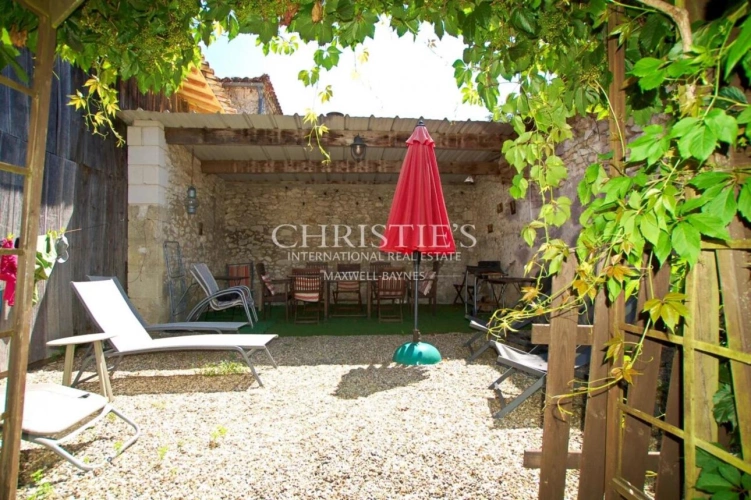 Photos 16 - Equestrian - 18-hectare estate with dominant views, maison de maitre and gites - great potential !