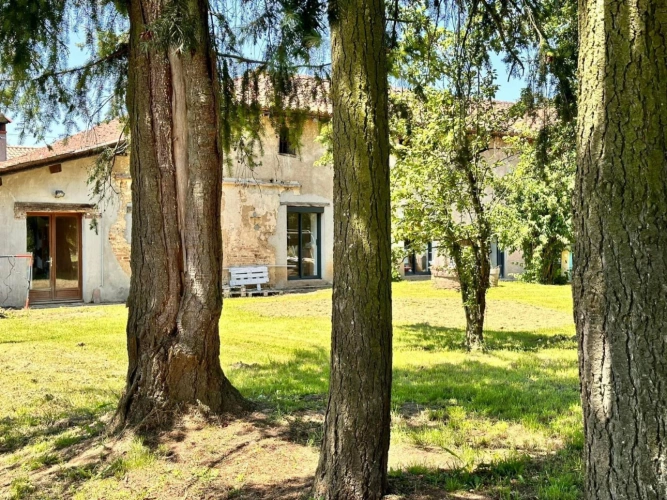 Photos 1 - Équestre - Rare sur le marché : Propriété équestre de 15 hectares située près de Châtillon-sur-Chalaronne