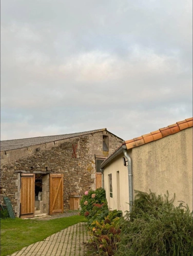 Photos 5 - Équestre - Petit coin de Paradis de 15 hectares dans le département de la Vendée