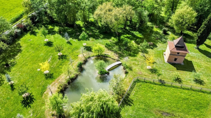 Photos 8 - Équestre - Domaine d'exception niché au coeur de 15 hectares soigneusement aménagés