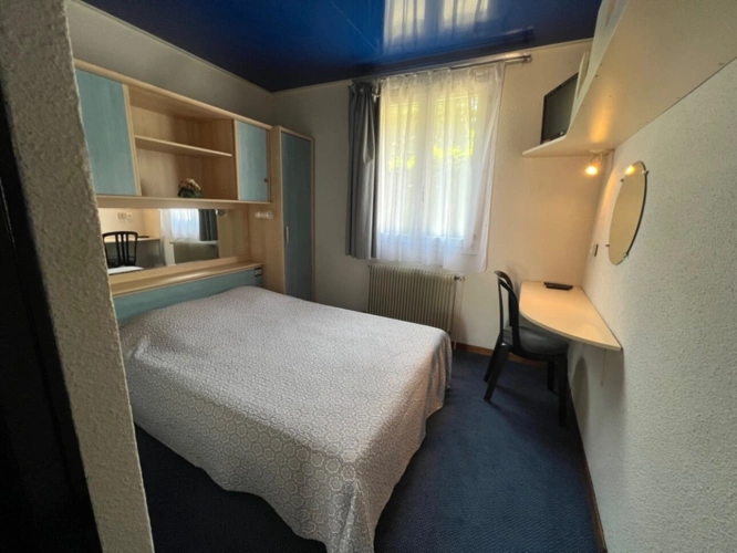 Photos 7 - Touristique - Dpt Côte d'Or (21), à vendre proche de BEAUNE propriete P34 de 1458 m²