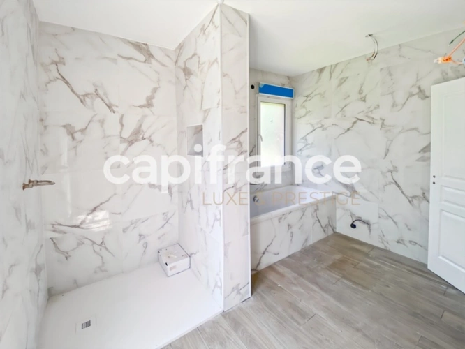 Photos 13 - Prestige - Propriete à vendre 17 pièces LORMONT (33)