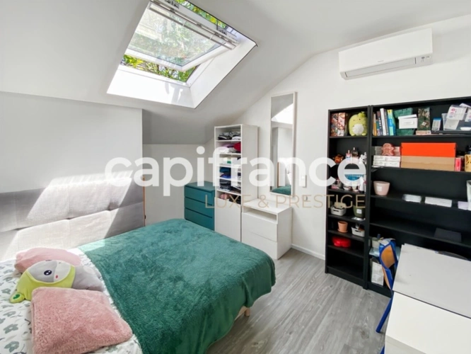 Photos 23 - Prestige - Propriete à vendre 17 pièces LORMONT (33)
