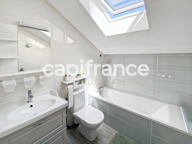 Photos 25 - Prestige - Propriete à vendre 17 pièces LORMONT (33)